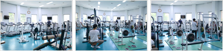 체력단련장 사진